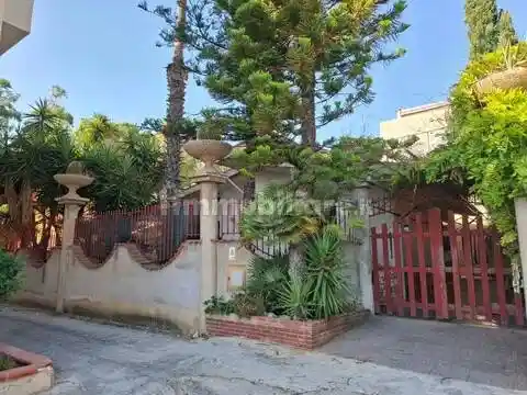Villa in vendita a Balestrate