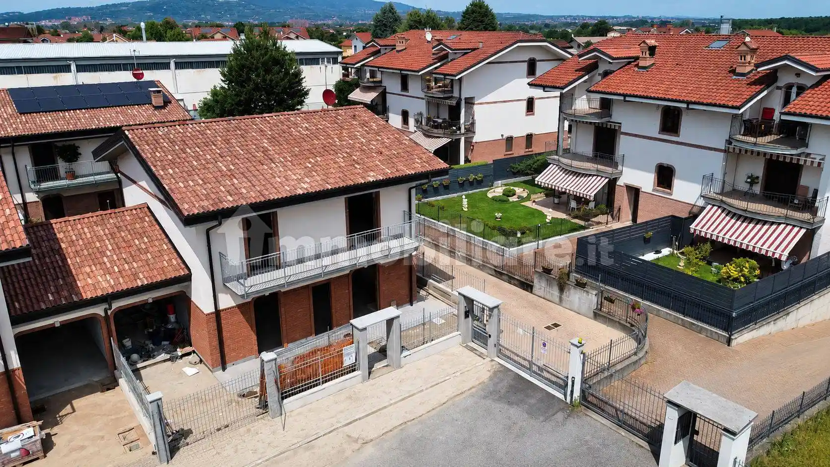 Villa in vendita a La Loggia