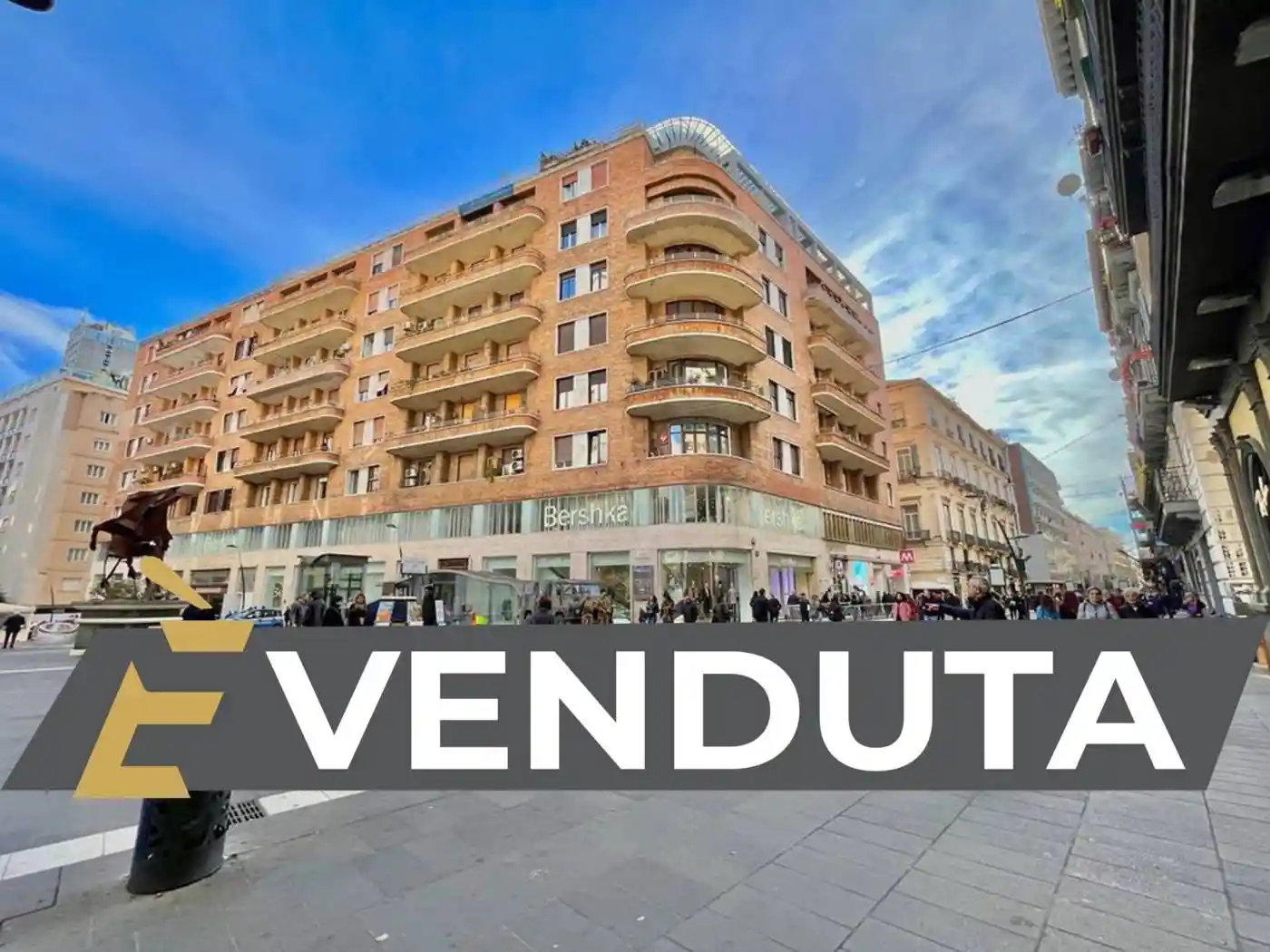 Appartamento in vendita a Napoli