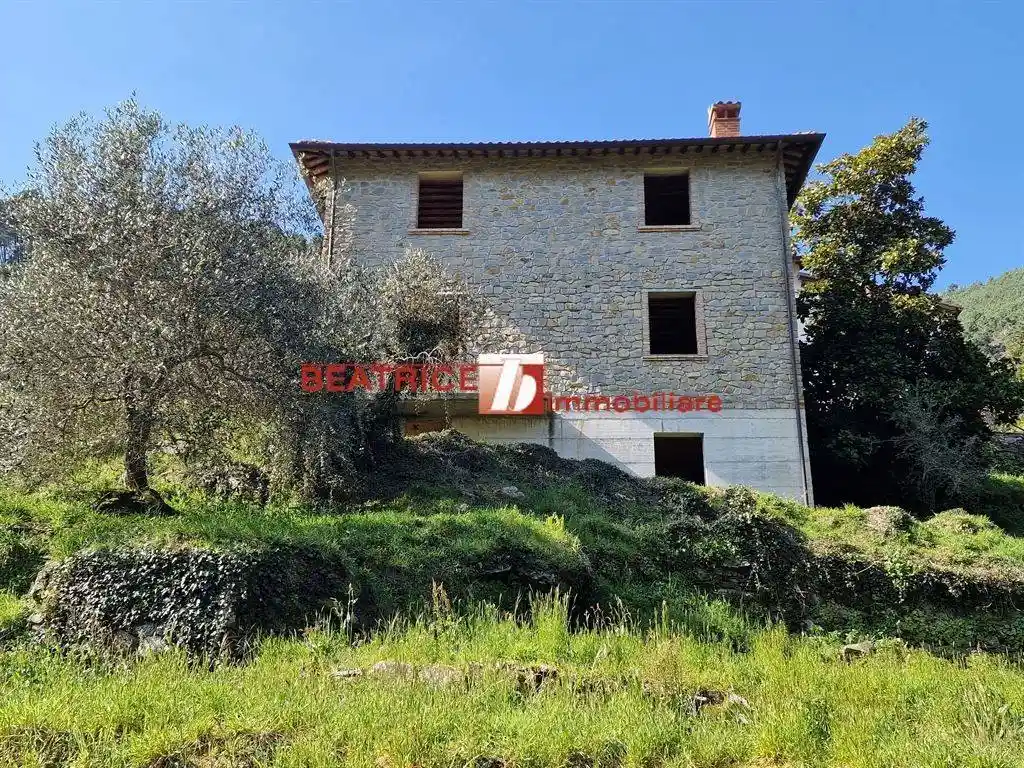 Rustico - Casale in vendita a Capannori