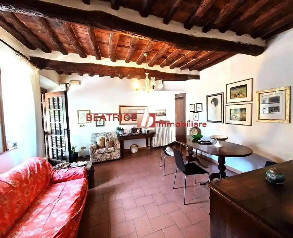 Casa indipendente in vendita a Lucca