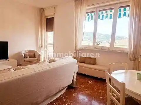 Appartamento in vendita a Carrara