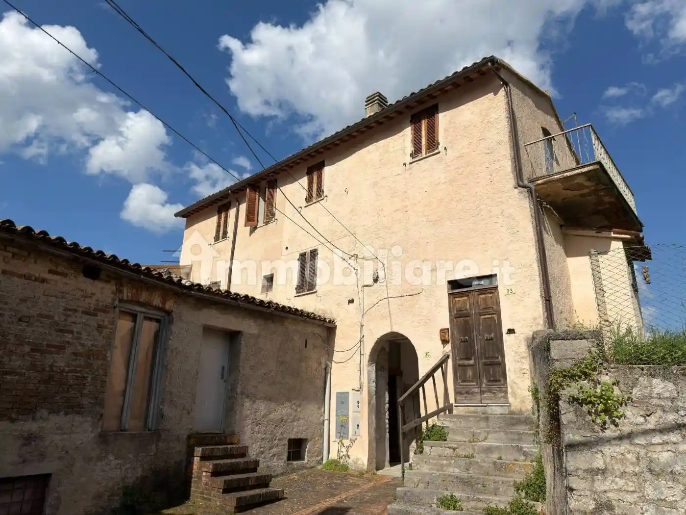 Casa indipendente in vendita a Fabriano