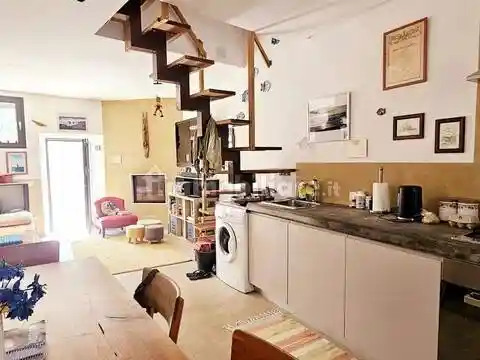 Villa in vendita a Carrara