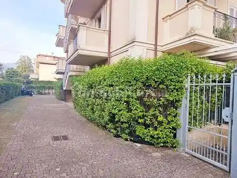 Appartamento in vendita a Massa