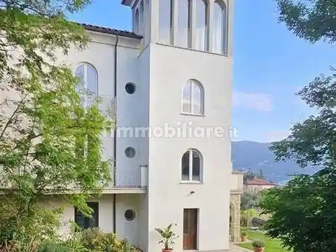 Villa in vendita a La Spezia