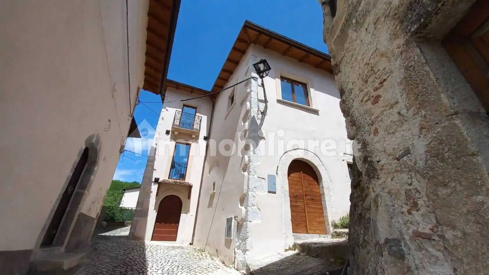 Casa indipendente in vendita a Fontecchio