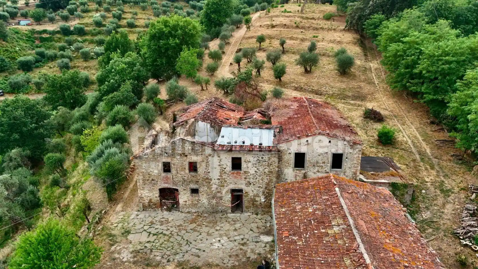 Rustico - Casale in vendita a Pistoia