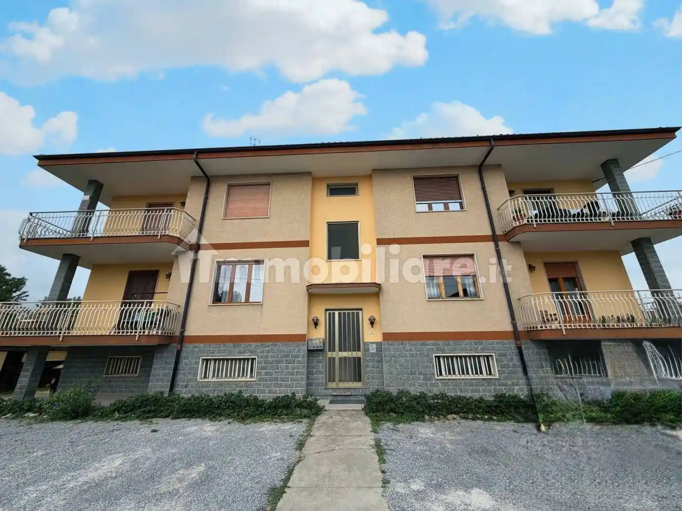 Appartamento in vendita a Busca