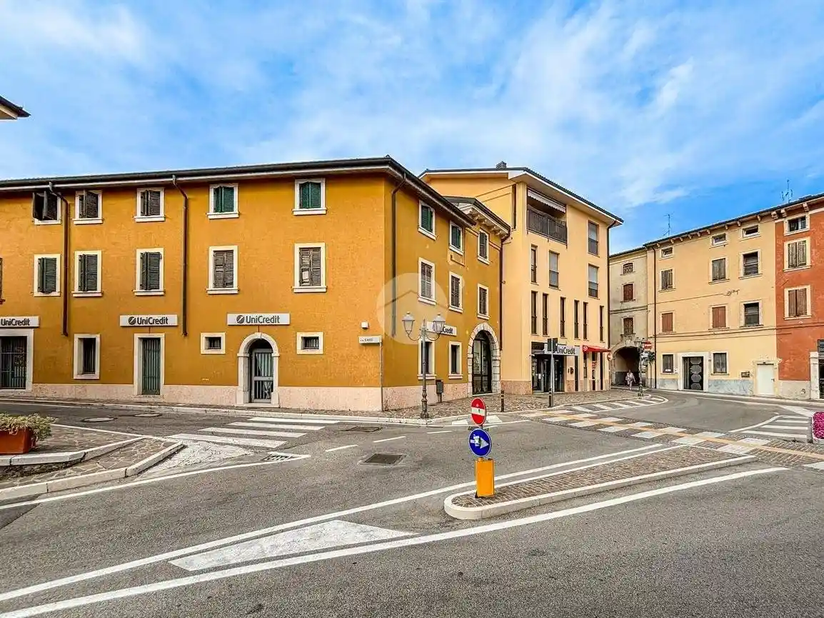 Appartamento in vendita a Pescantina