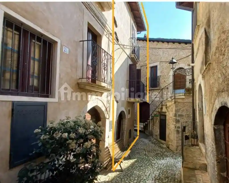 Casa indipendente in vendita a Fontecchio