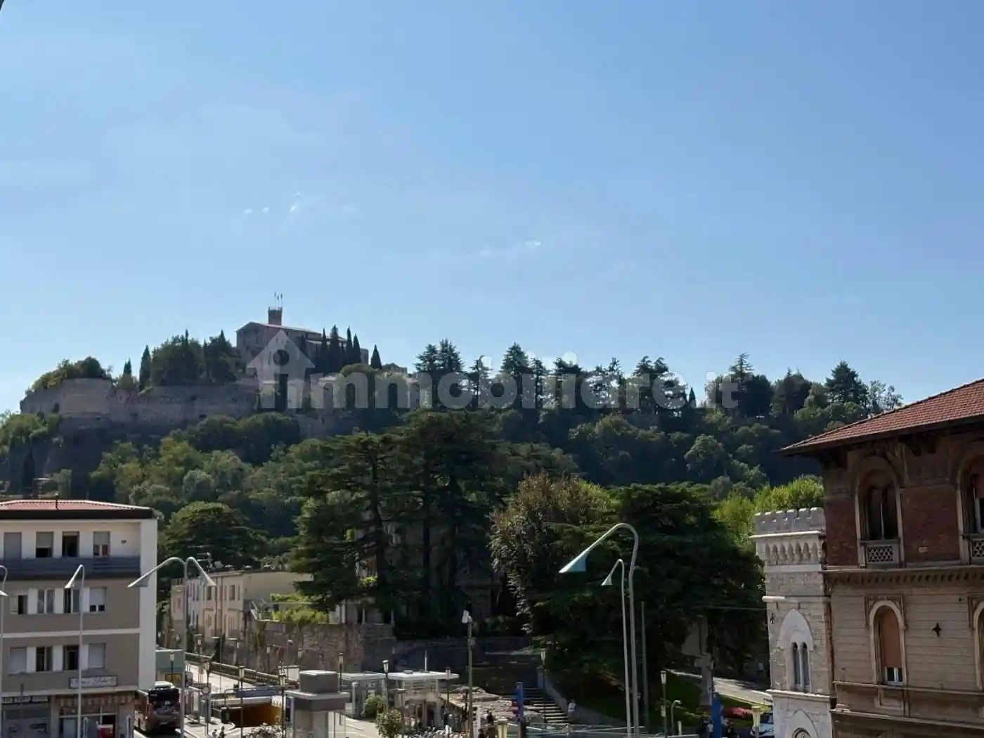 Appartamento in vendita a Brescia
