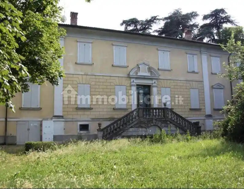 Palazzo - Edificio in vendita a Savignano sul Panaro