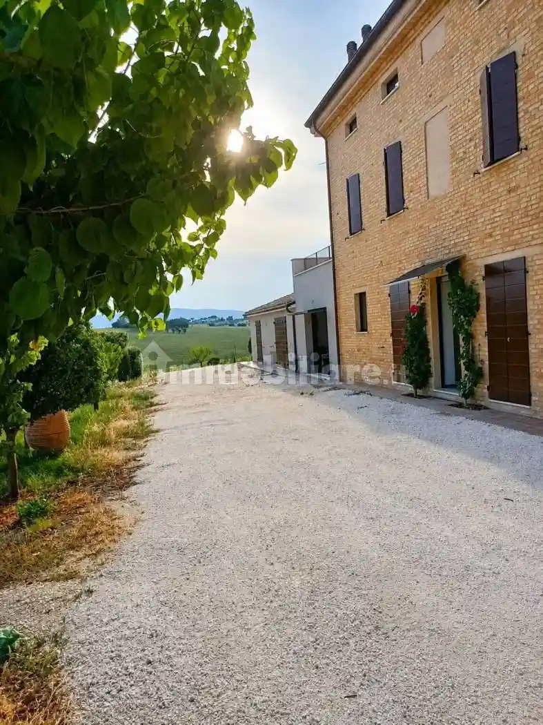 Rustico - Casale in vendita a Treia