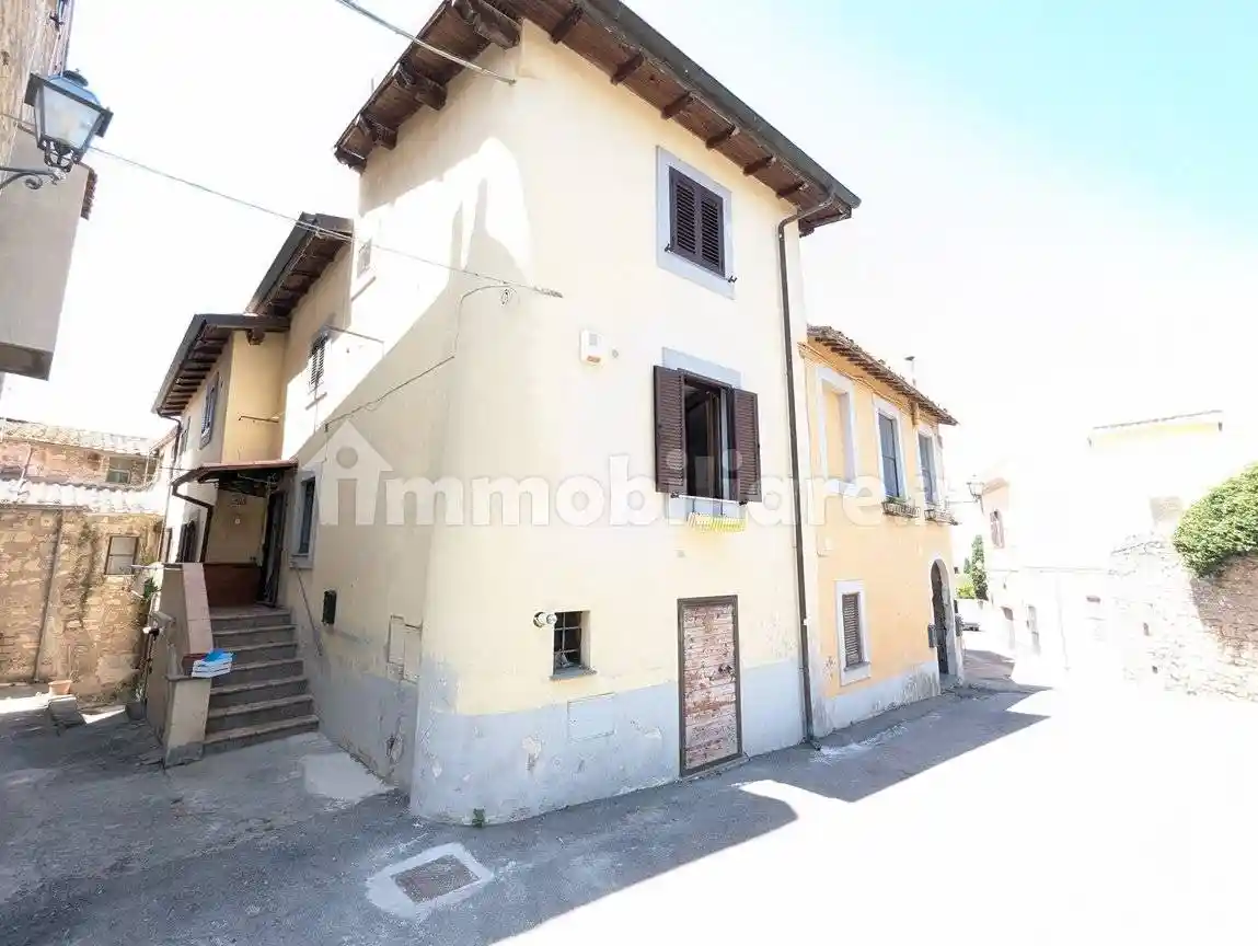 Appartamento in vendita a Tarquinia