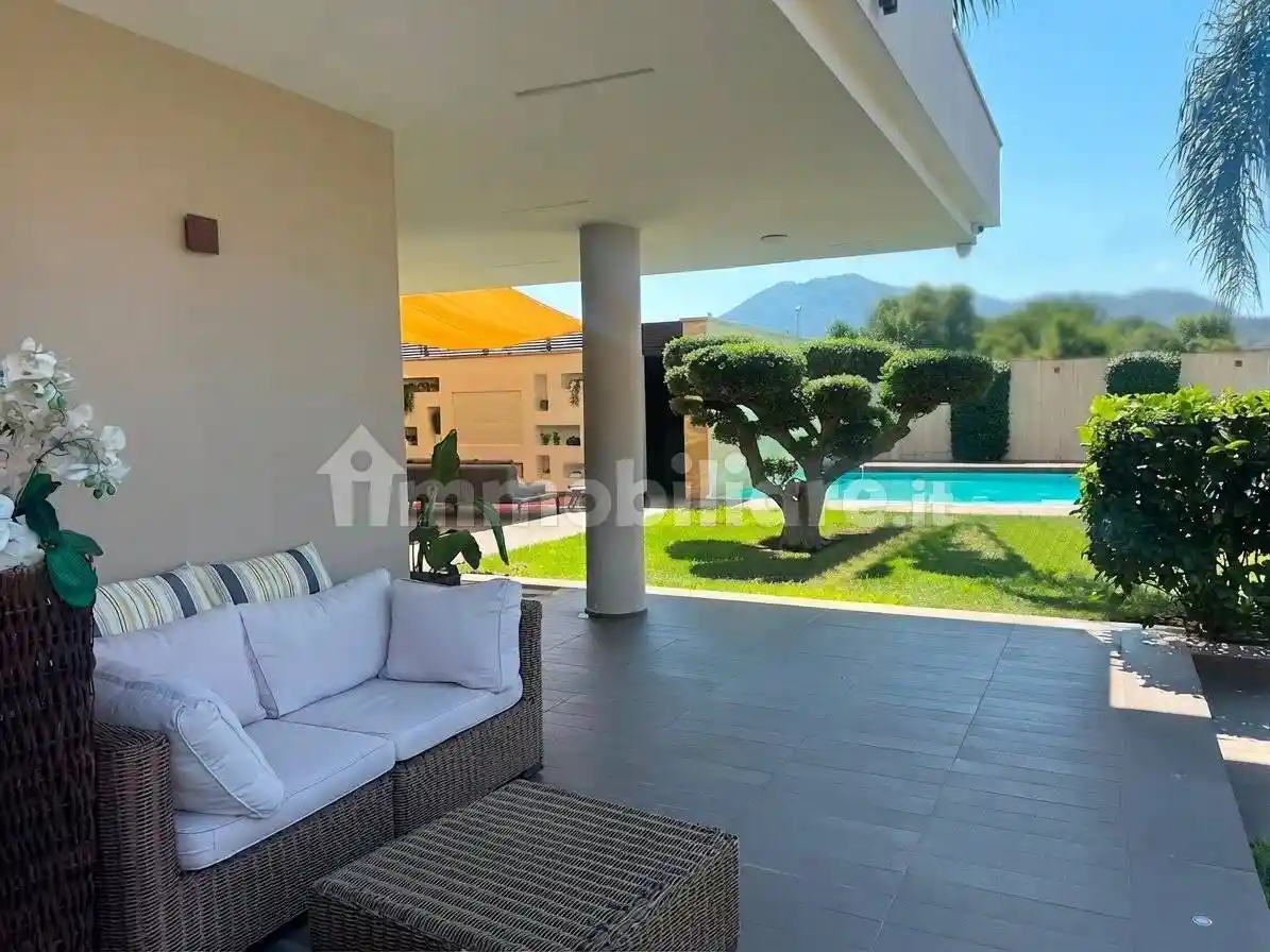 Villa in vendita a Volla