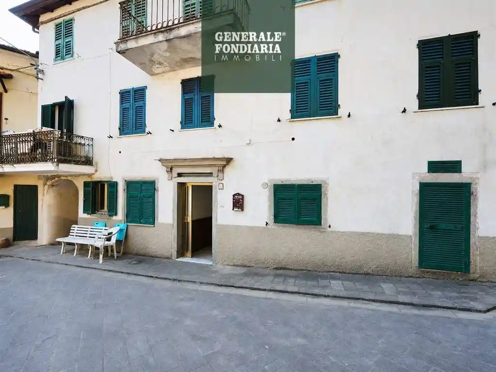 Appartamento in vendita a Calice al Cornoviglio
