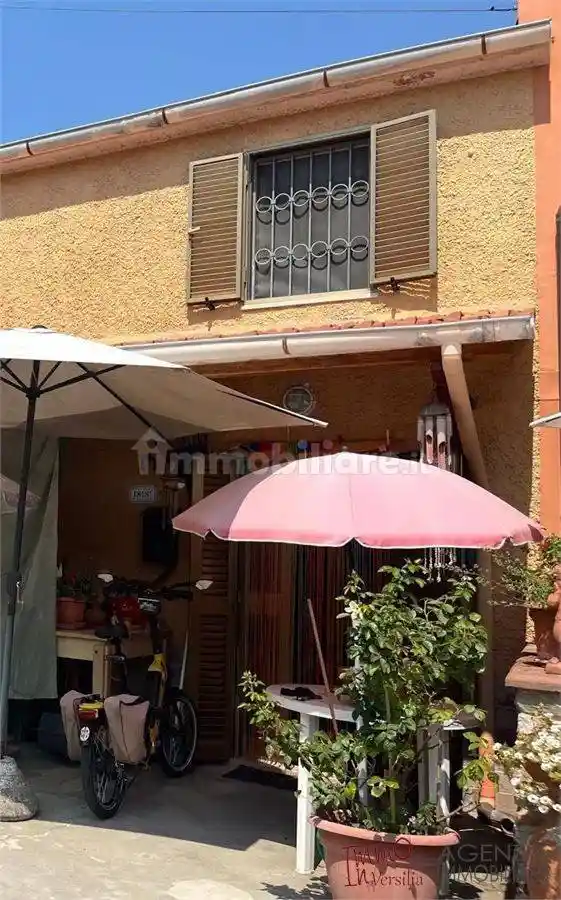 Villa in vendita a Massarosa