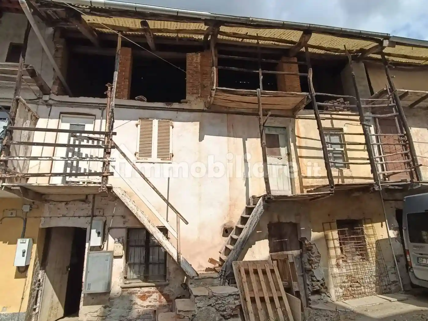 Rustico - Casale in vendita a Balangero