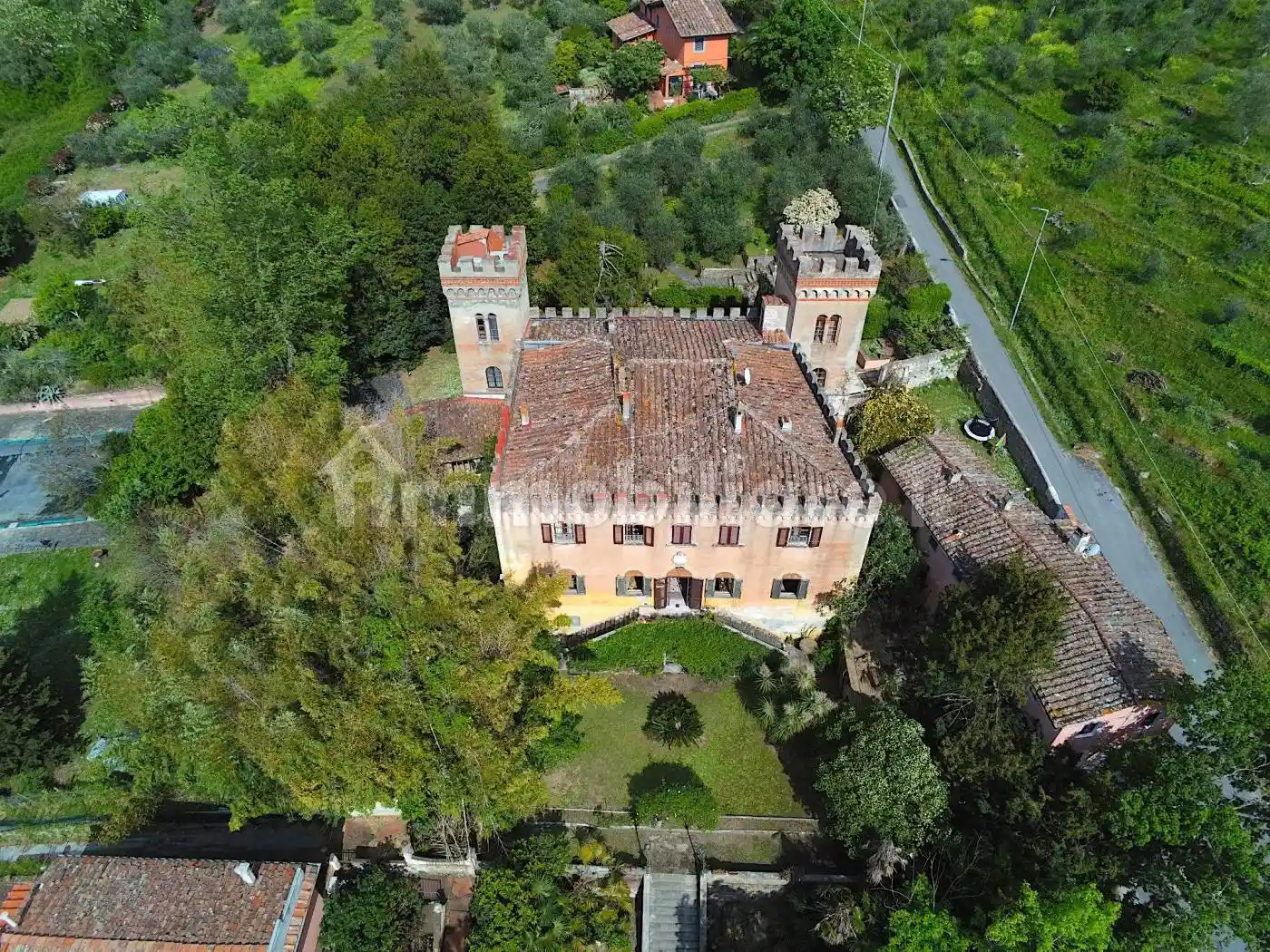 Villa in vendita a San Giuliano Terme