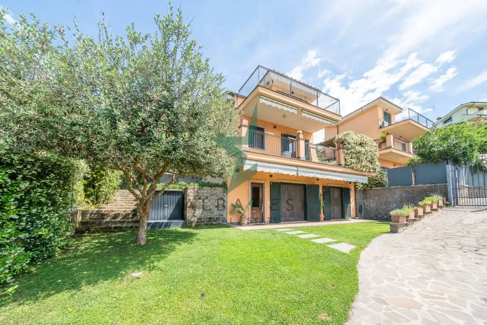 Villa in vendita a Castelnuovo di Porto