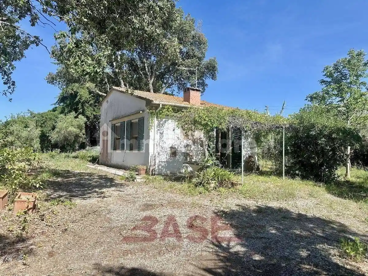 Villa in vendita a Cecina