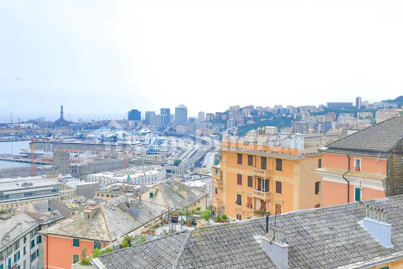 Appartamento in vendita a Genova