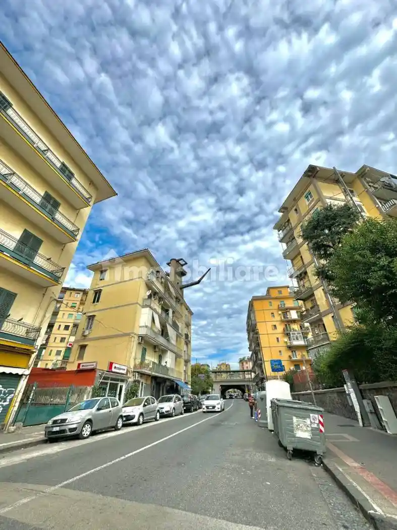 Appartamento in affitto a Napoli