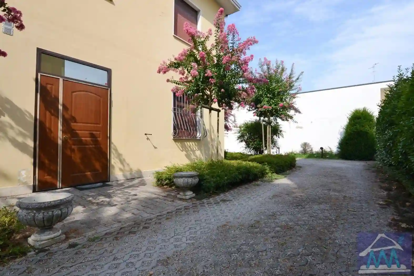Villa - foto 2