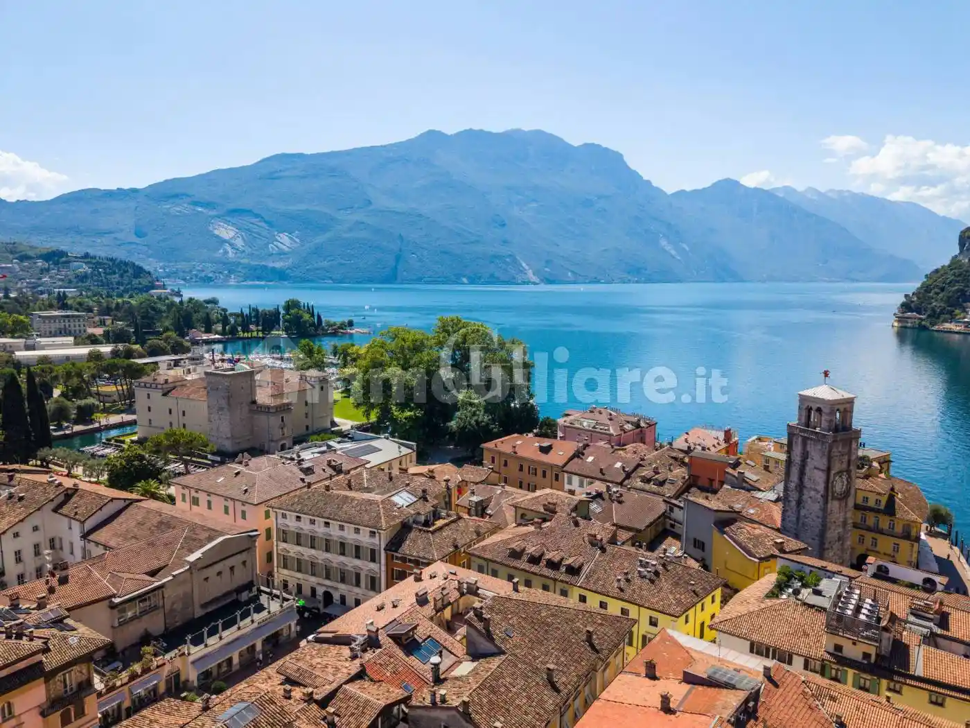 Appartamento in vendita a Riva del Garda