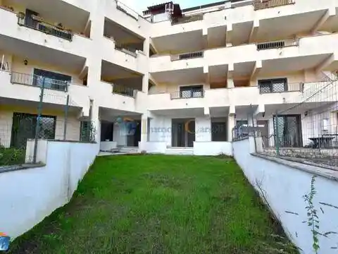 Palazzo - Edificio in vendita a Anticoli Corrado