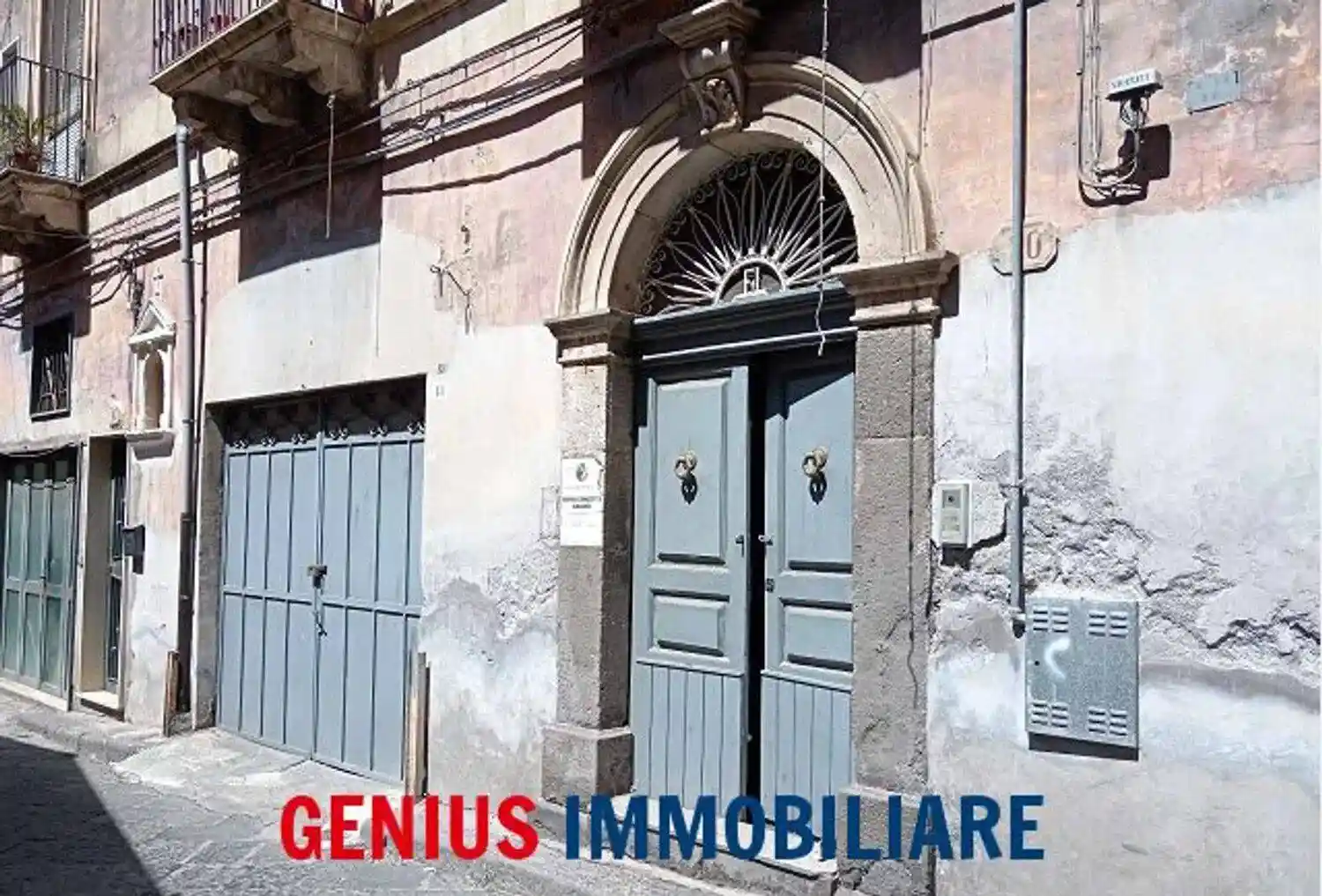 Palazzo - Edificio in vendita a Biancavilla