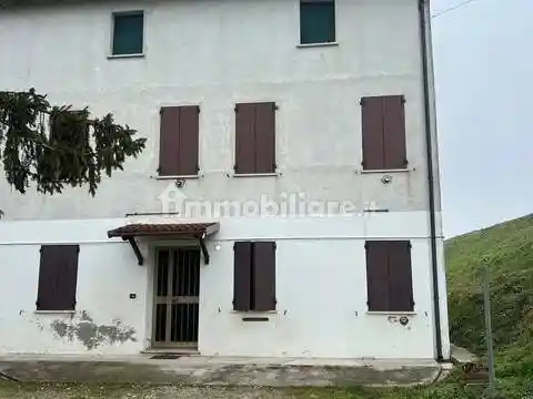 Villa in vendita a San Benedetto Po