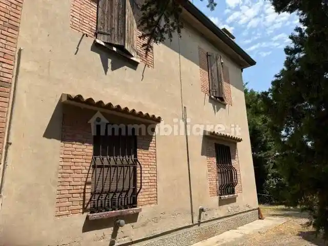Rustico - Casale in vendita a Ferrara