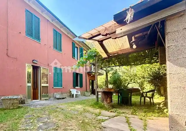 Casa indipendente in vendita a Castel di Casio