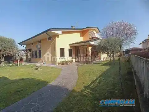 Villa in vendita a Montagnana