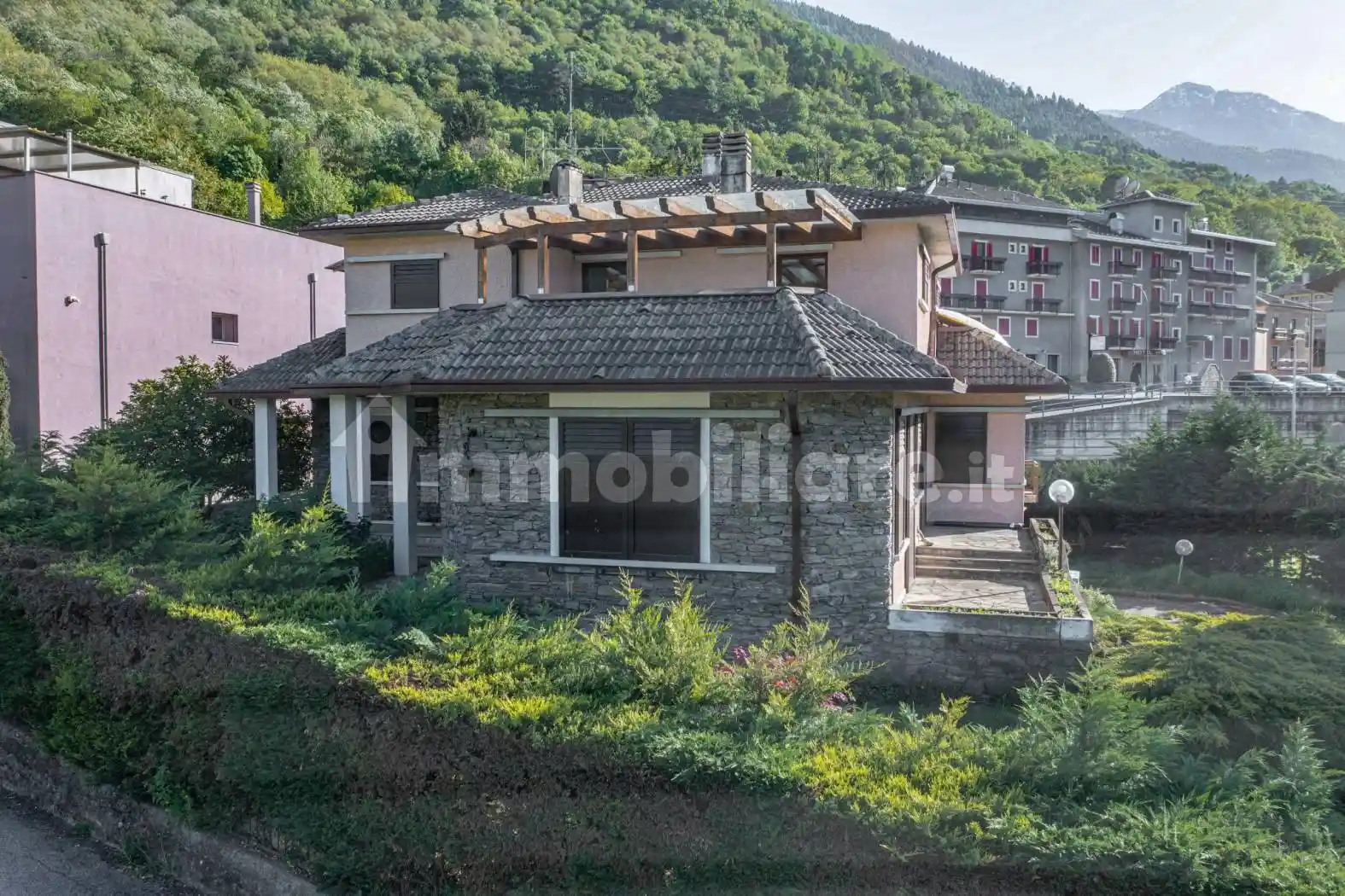 Villa in vendita a Albosaggia