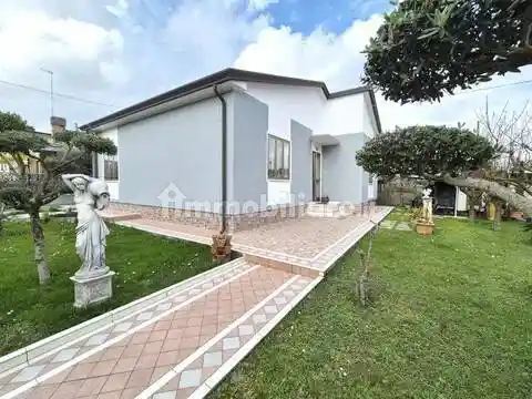 Villa in vendita a Treviso