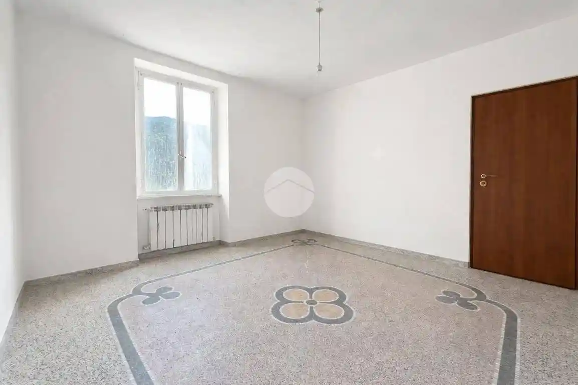 Appartamento in vendita a Savona