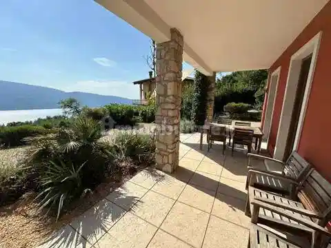 Villa in vendita a Gargnano