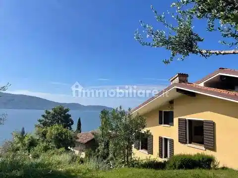 Villa in vendita a Gargnano