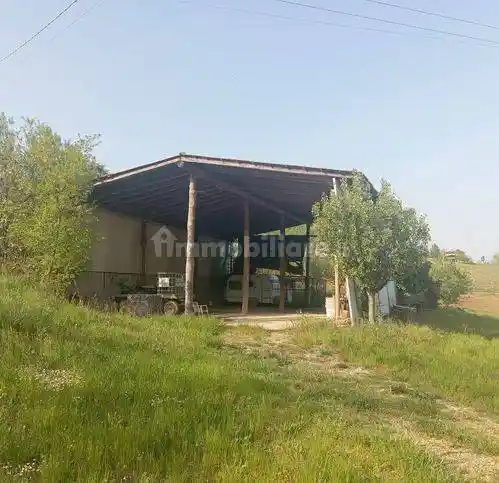 Rustico - Casale in vendita a Pianello Val Tidone