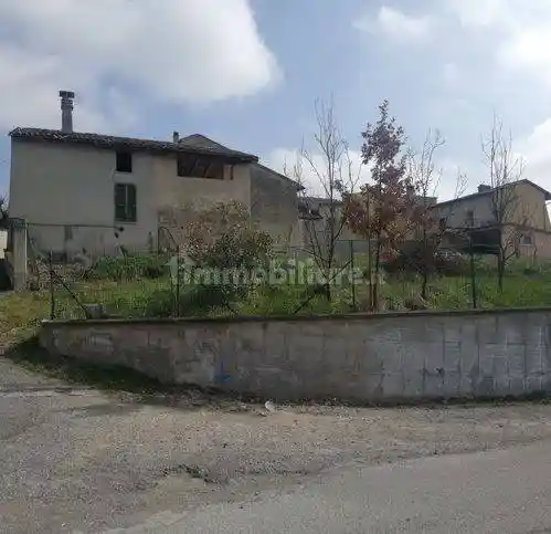 Rustico - Casale in vendita a Borgonovo Val Tidone
