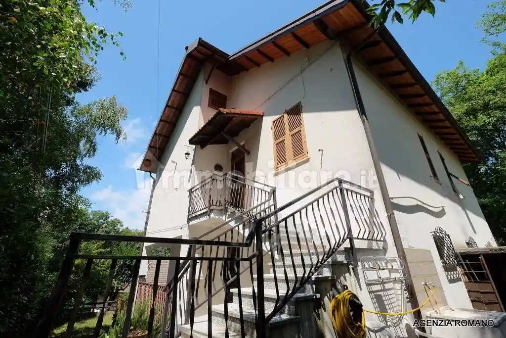 Appartamento in vendita a Urbe