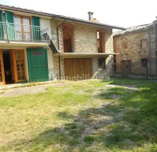 Rustico - Casale in vendita a Alta Val Tidone
