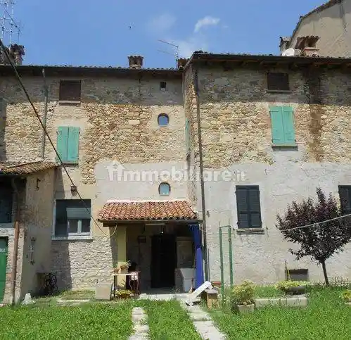 Rustico - Casale in vendita a Alta Val Tidone