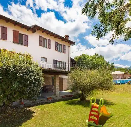 Rustico - Casale in vendita a Alta Val Tidone