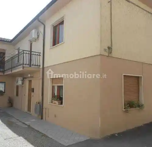 Villa in vendita a Alta Val Tidone