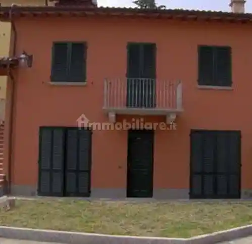 Villa in vendita a Pianello Val Tidone