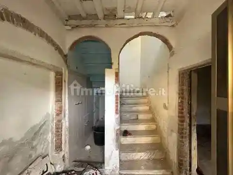 Villa in vendita a Carrara